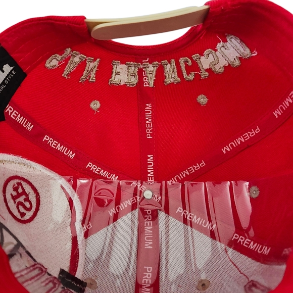 City Snapback Hat - San Francisco - Premium Embroidered Cap - Picture 10 of 10